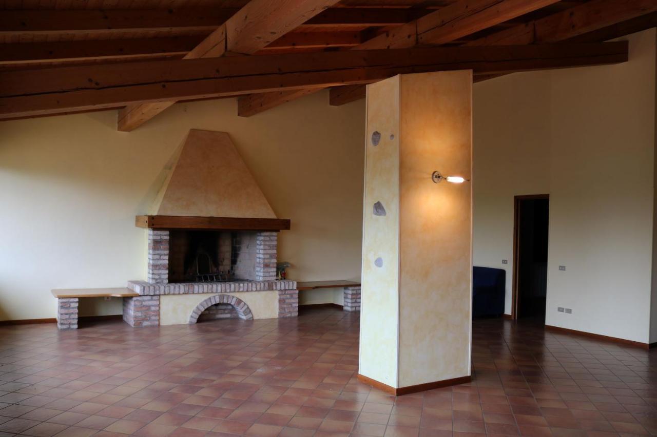 Foresto Case Vacanza Volta Mantovana Exterior foto