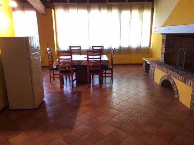Foresto Case Vacanza Volta Mantovana Exterior foto